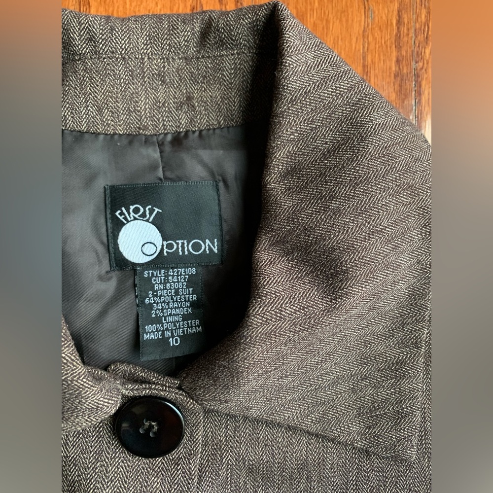 First Option Brown Women’s Jacket - Picture 3 of 3